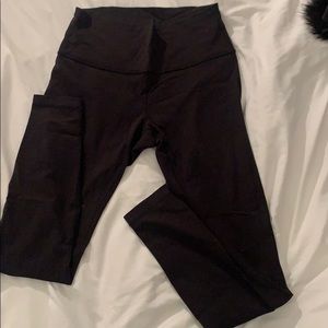 Lululemon High Rise Wunder Under - Luon 28”